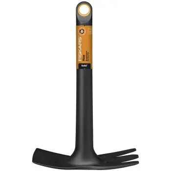 Fiskars Solid Motyczka
