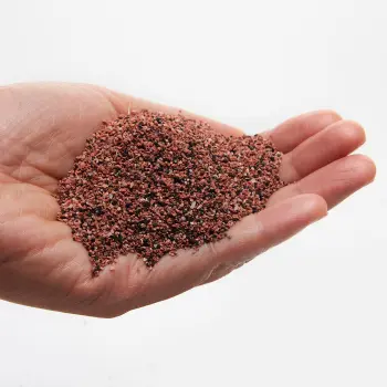 Piasek do terrarium czarno-czerwony 5 kg