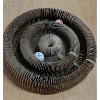 Zolux Chatouille Drapka tekturowa składana podwójna z piłkami i kocimiętką