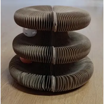 Zolux Chatouille Drapka tekturowa składana podwójna z piłkami i kocimiętką